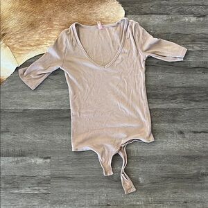 Commando Taupe V-Neck Short Sleeve Snap Bodysuit